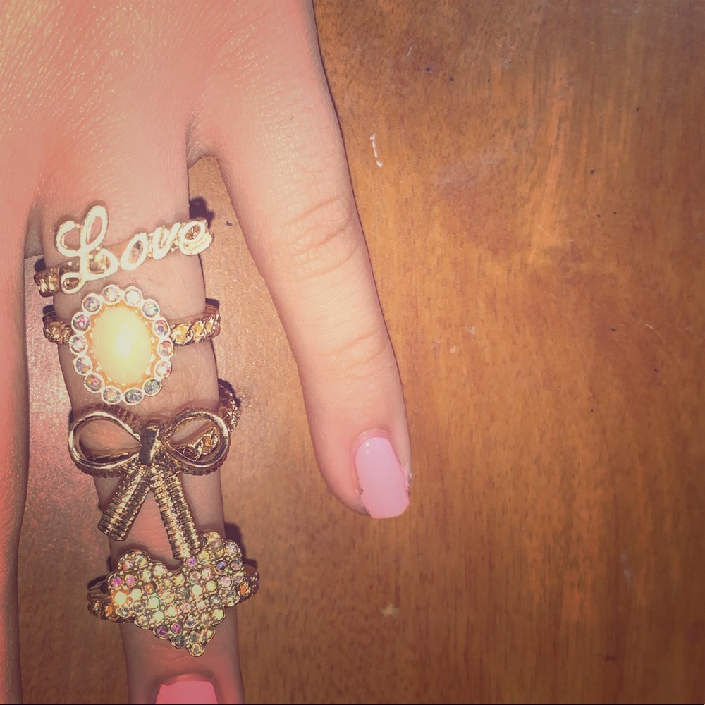 bundle of rings